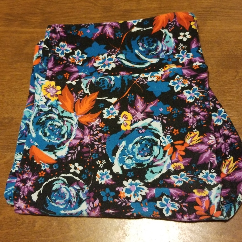 Lularoe leggings size TC EUC